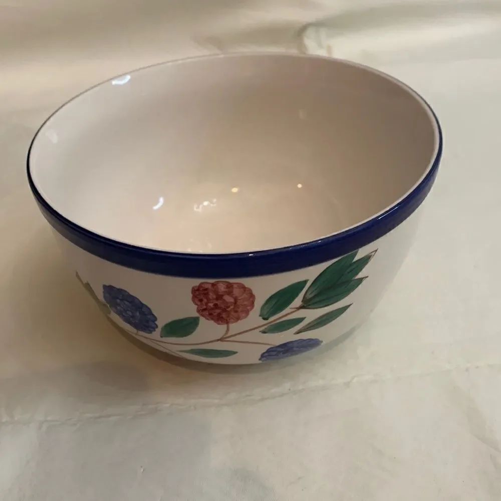 Ceramic Bowl Blue Pink Flowers 8 Cups Or 64 Ounces Large Serving Hand Painted